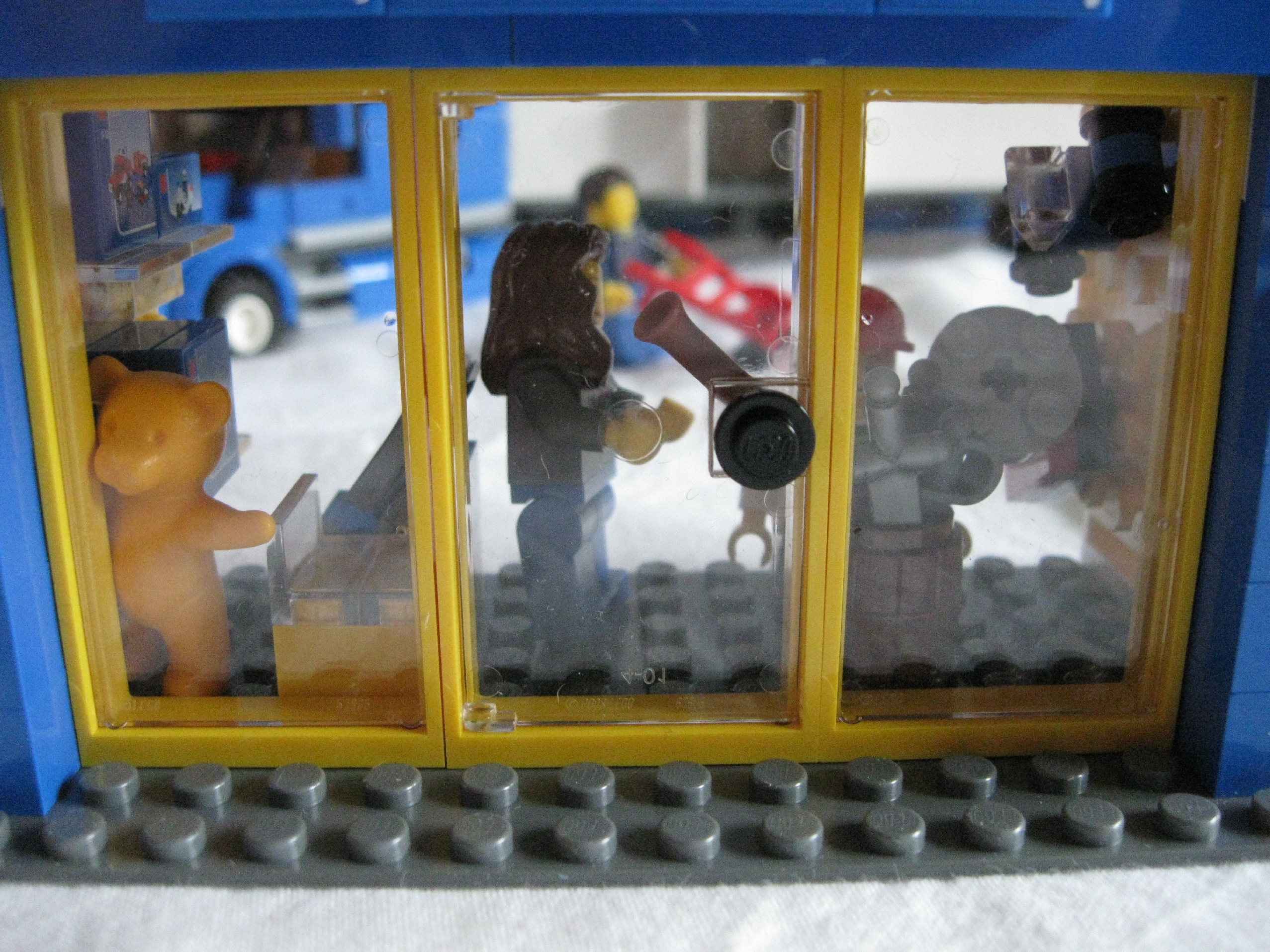 7848shopclose2.jpg