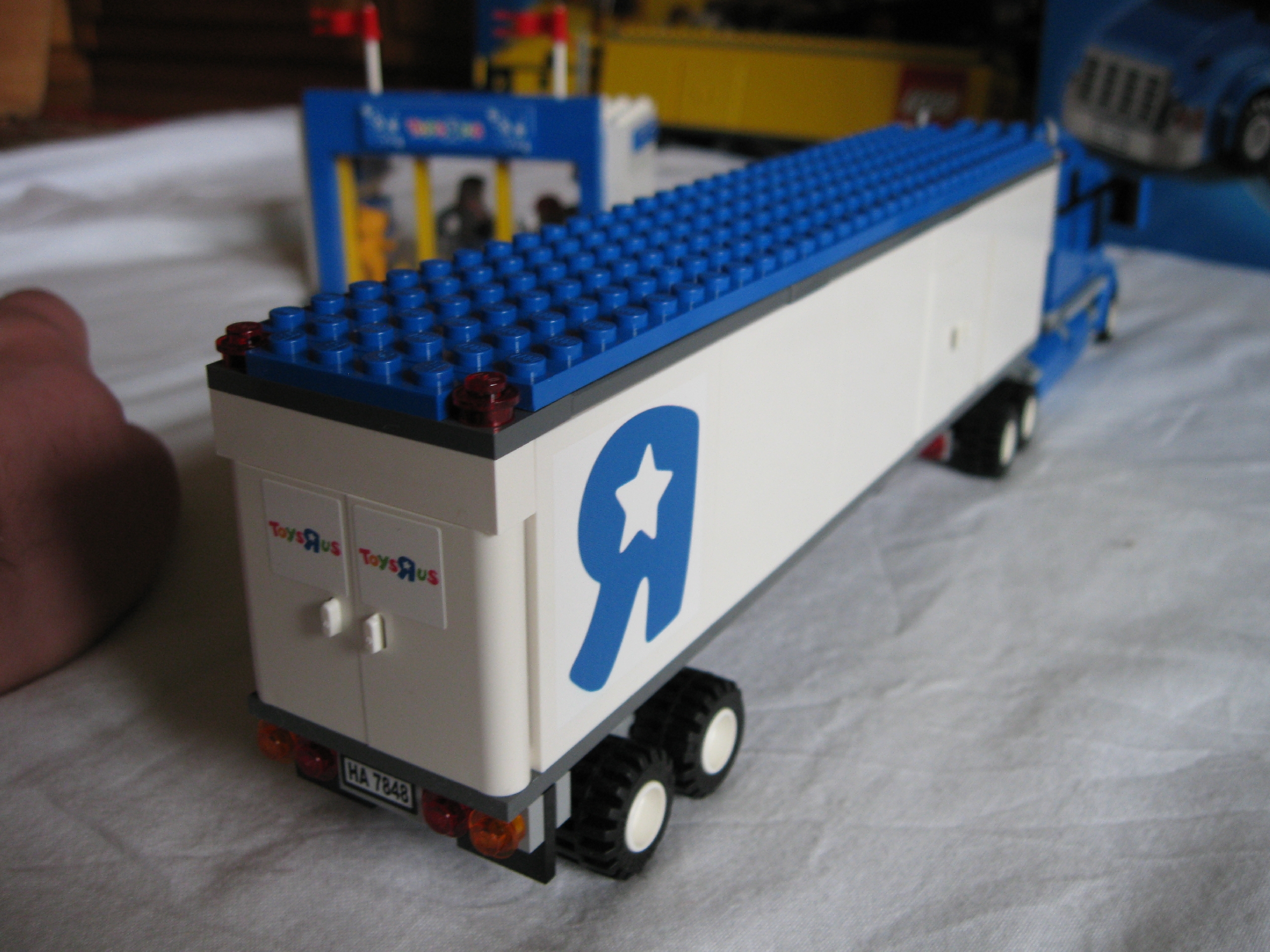 7848truckwithailerside2.jpg