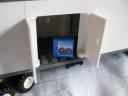 7848trailerinside.jpg