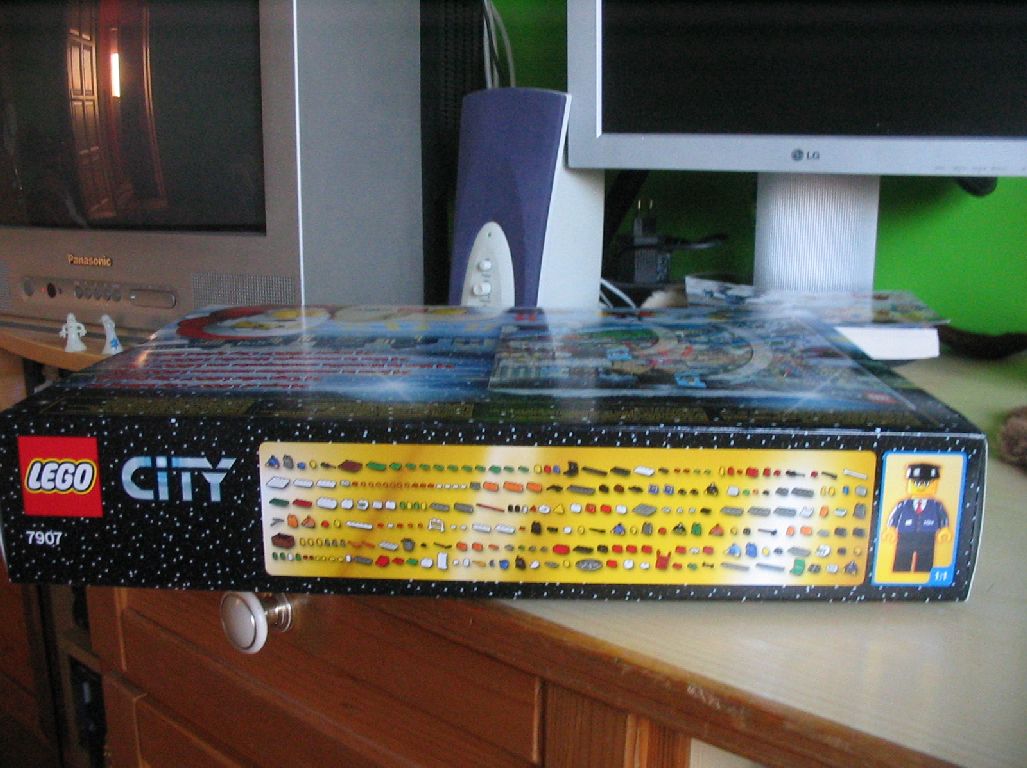 7907box6.jpg