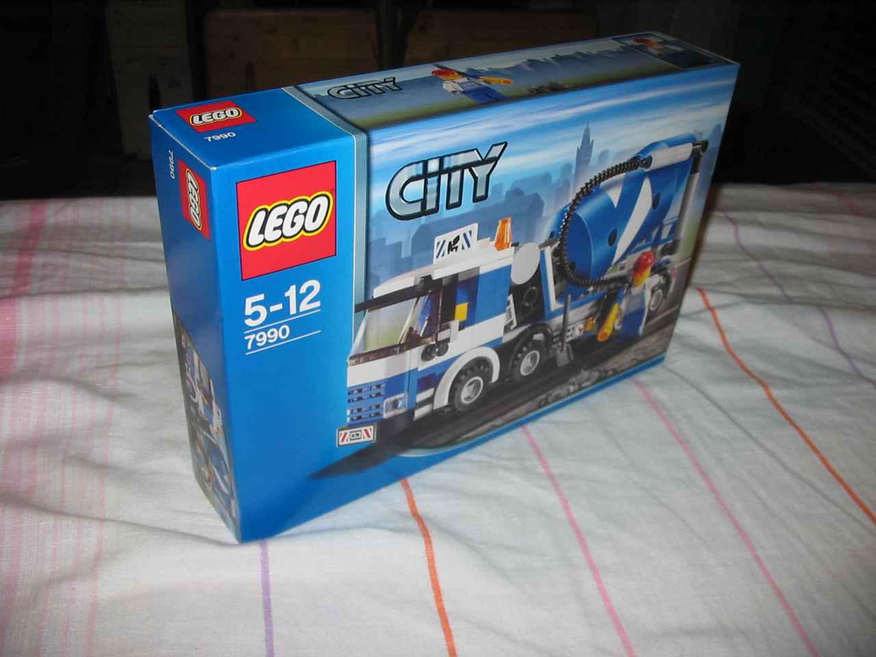 7990box2.jpg