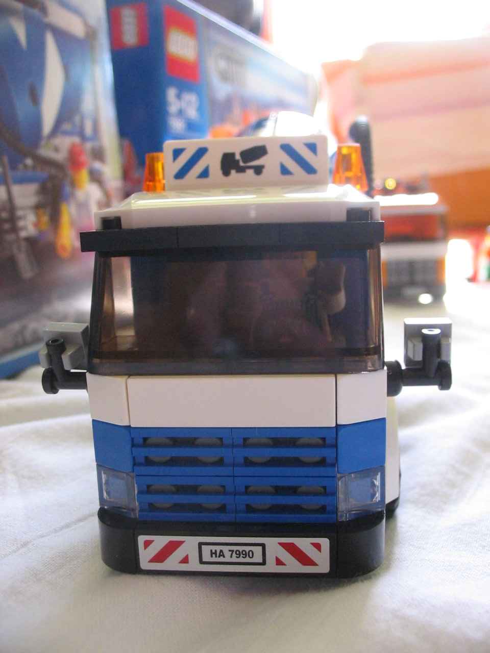 7990front.jpg