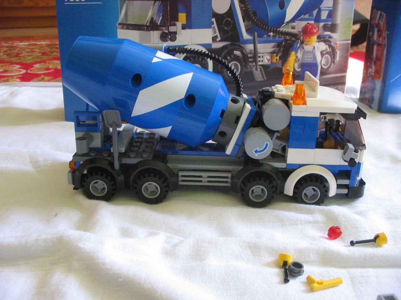 7990right.jpg
