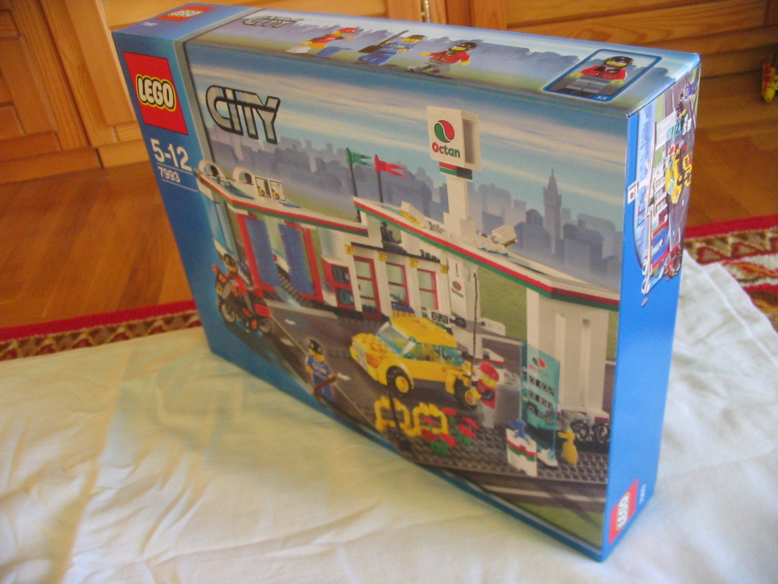 7993box1.jpg