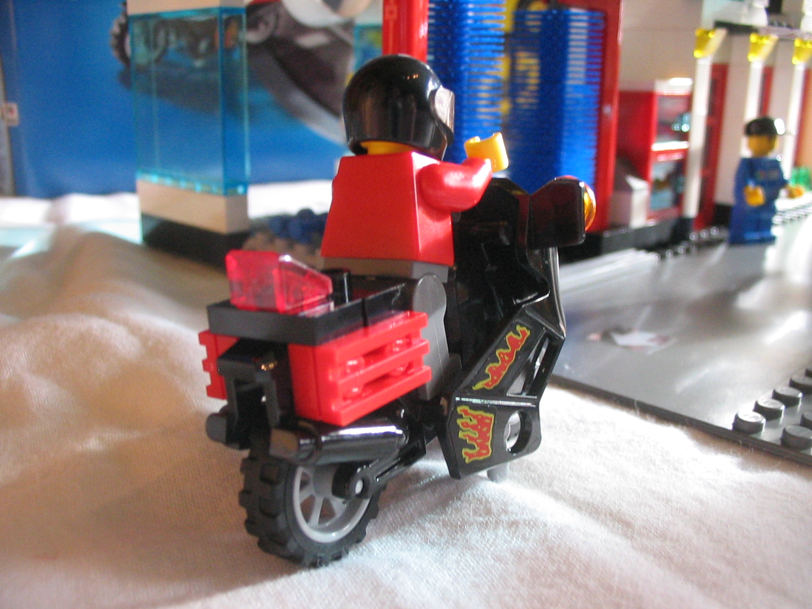 7993motorside3.jpg
