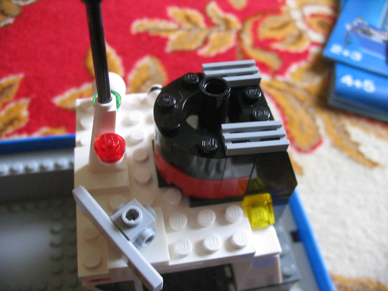 7994shipclosetop2.jpg