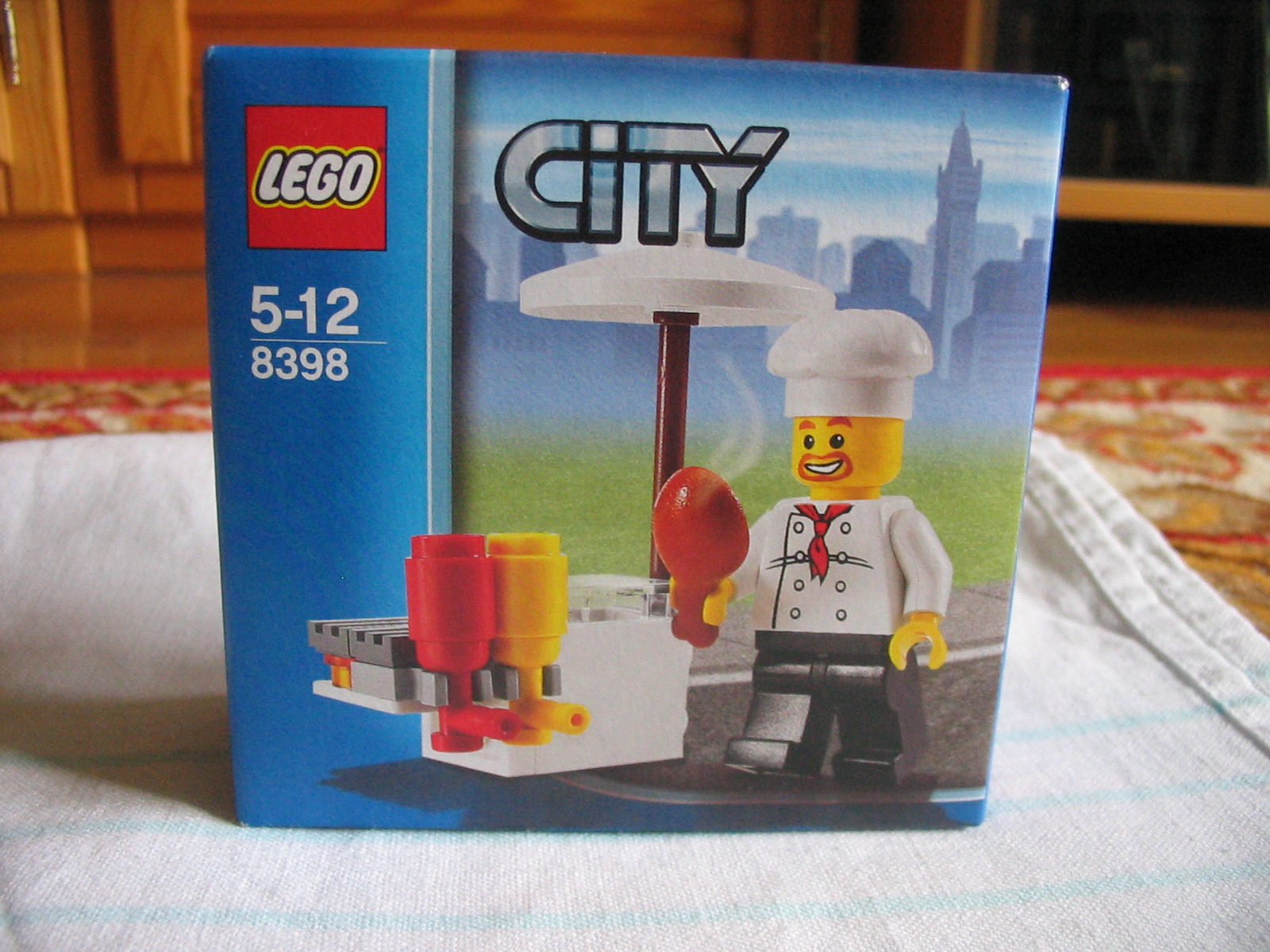 8398box.jpg
