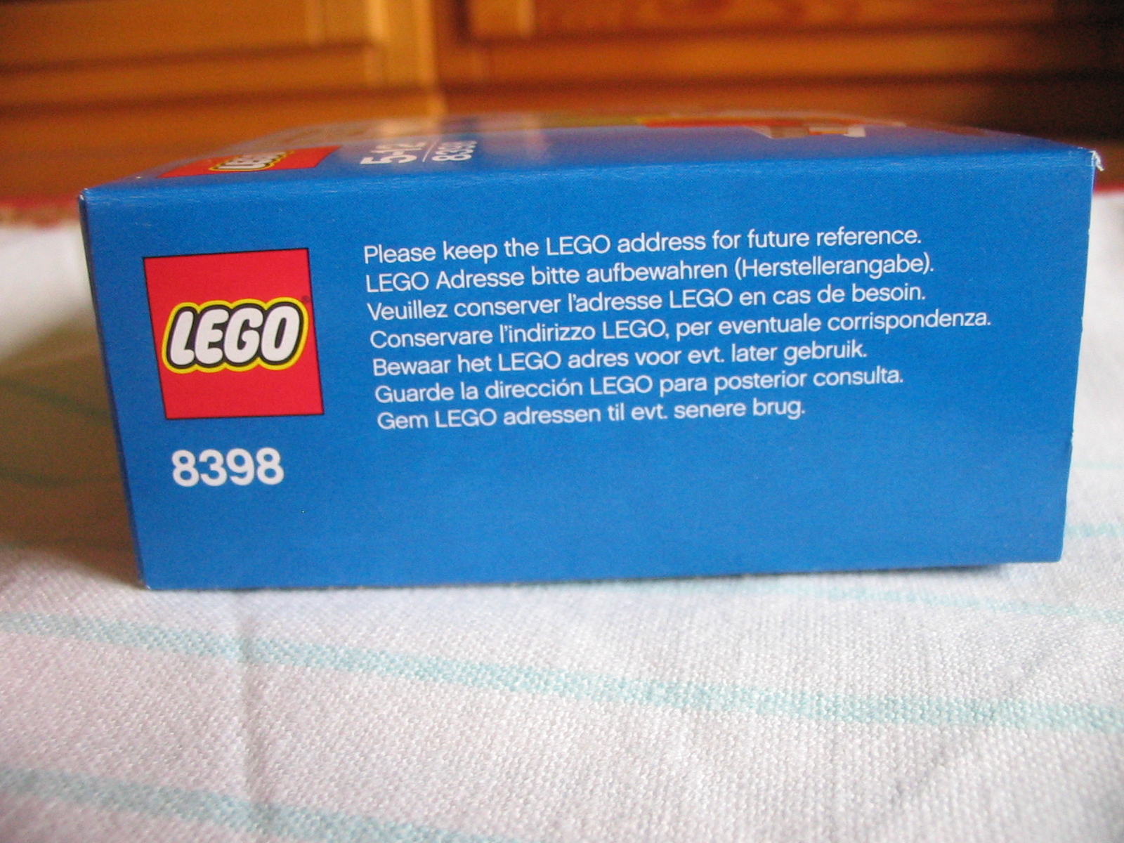 8398box5.jpg
