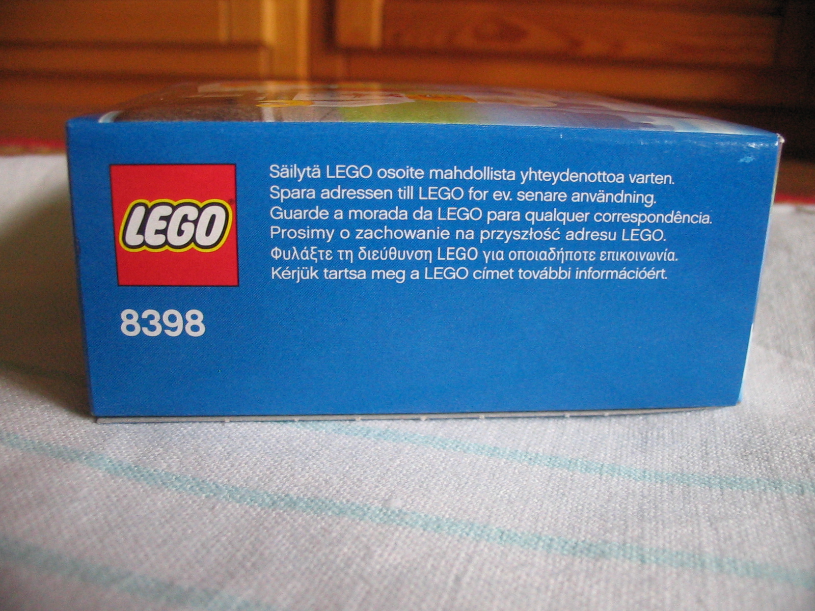 8398box7.jpg