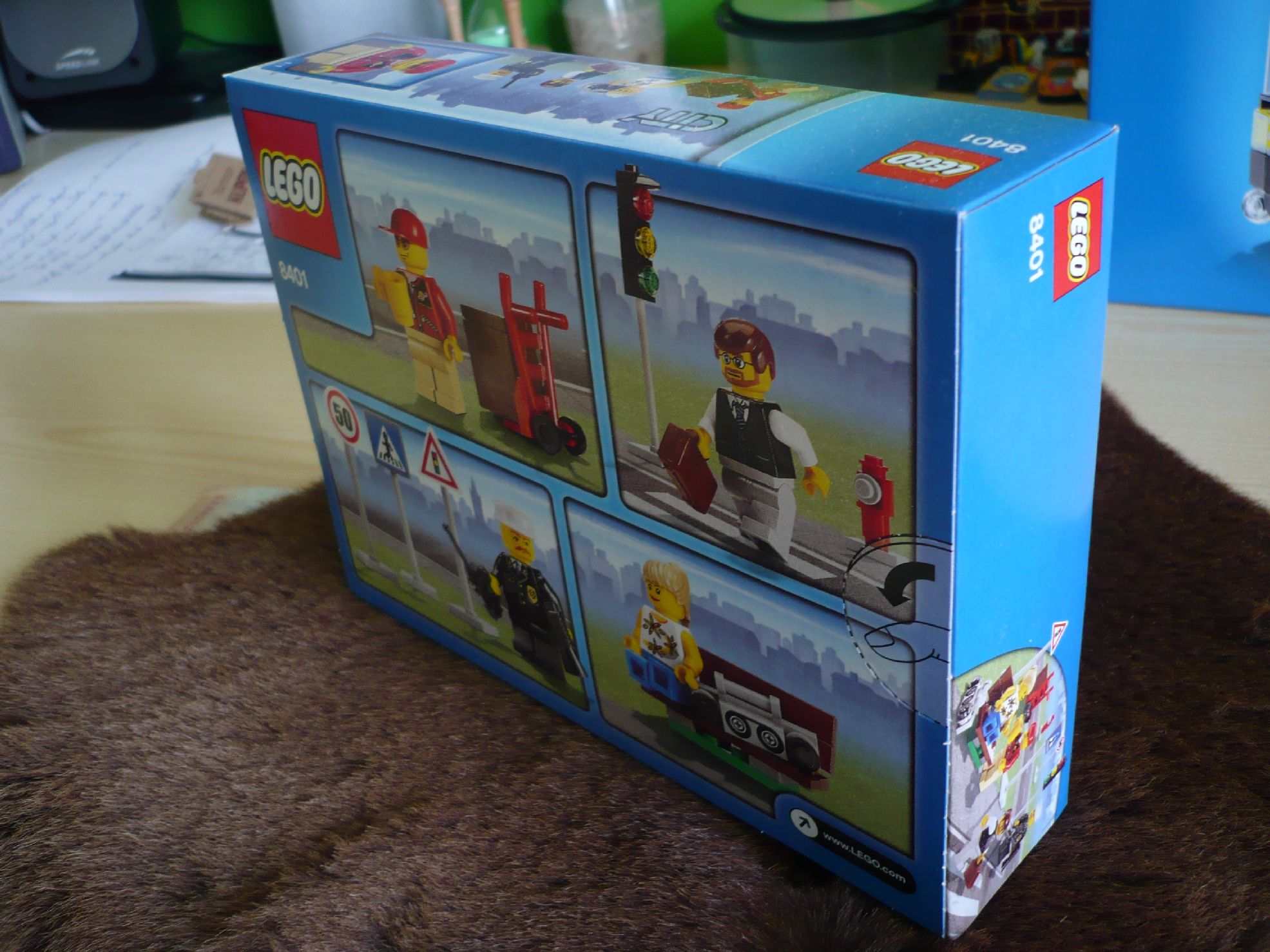 8401box4.jpg