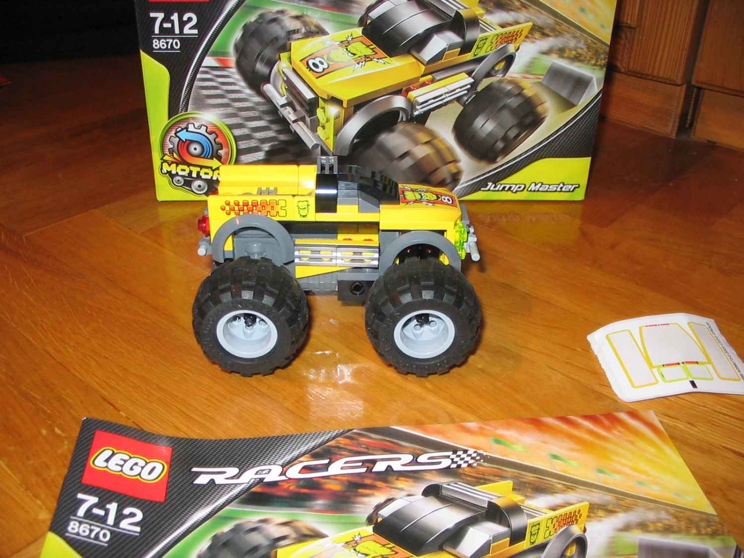8670right.jpg