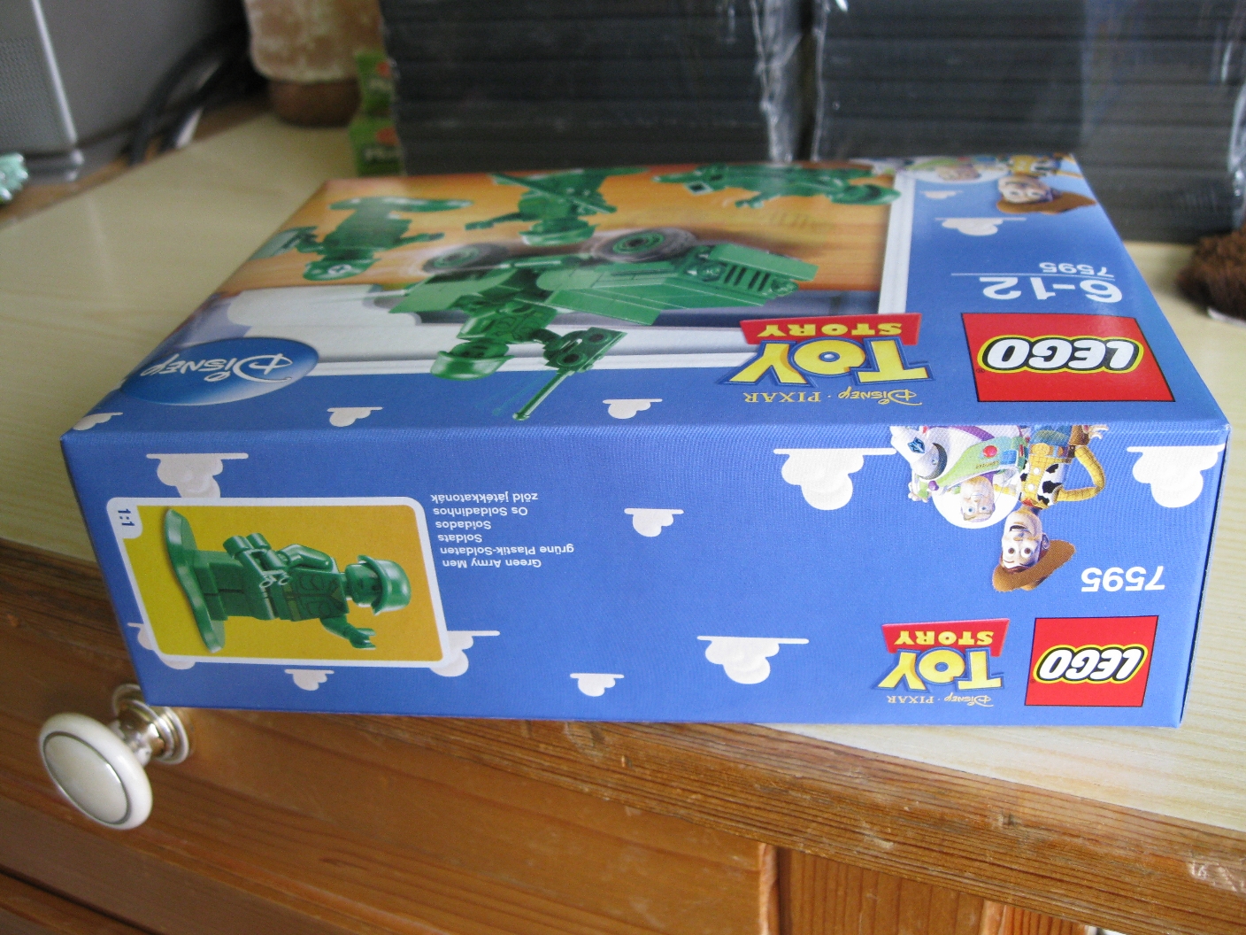 7595box8.jpg