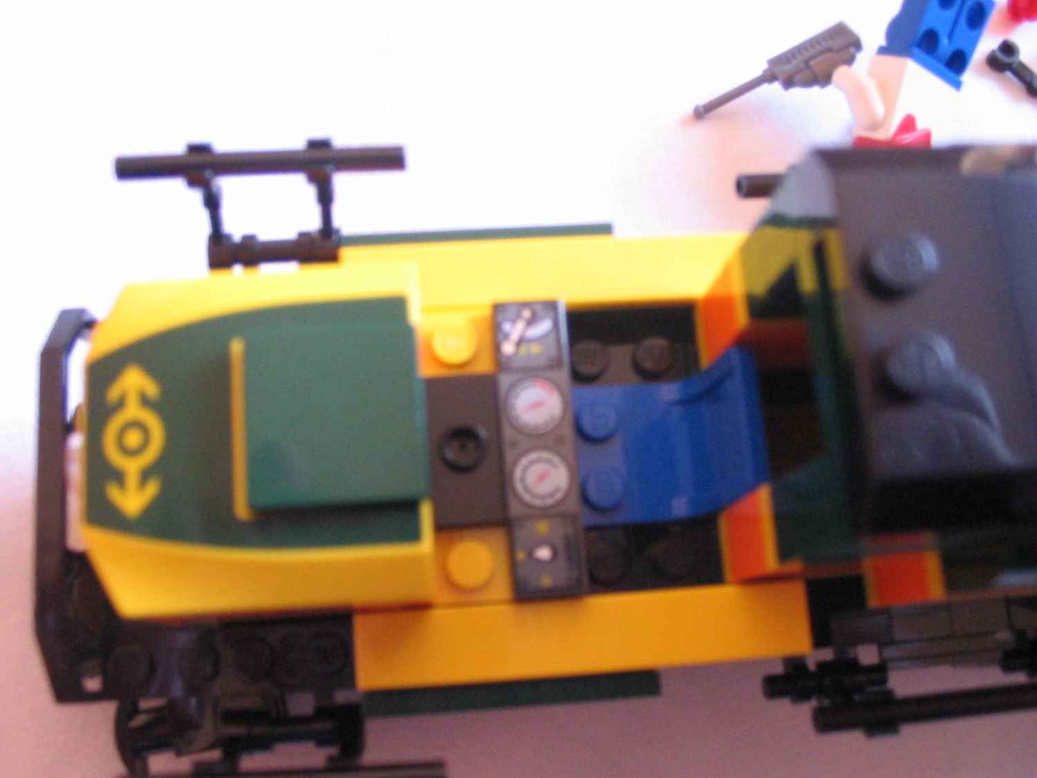 10133cockpit.jpg
