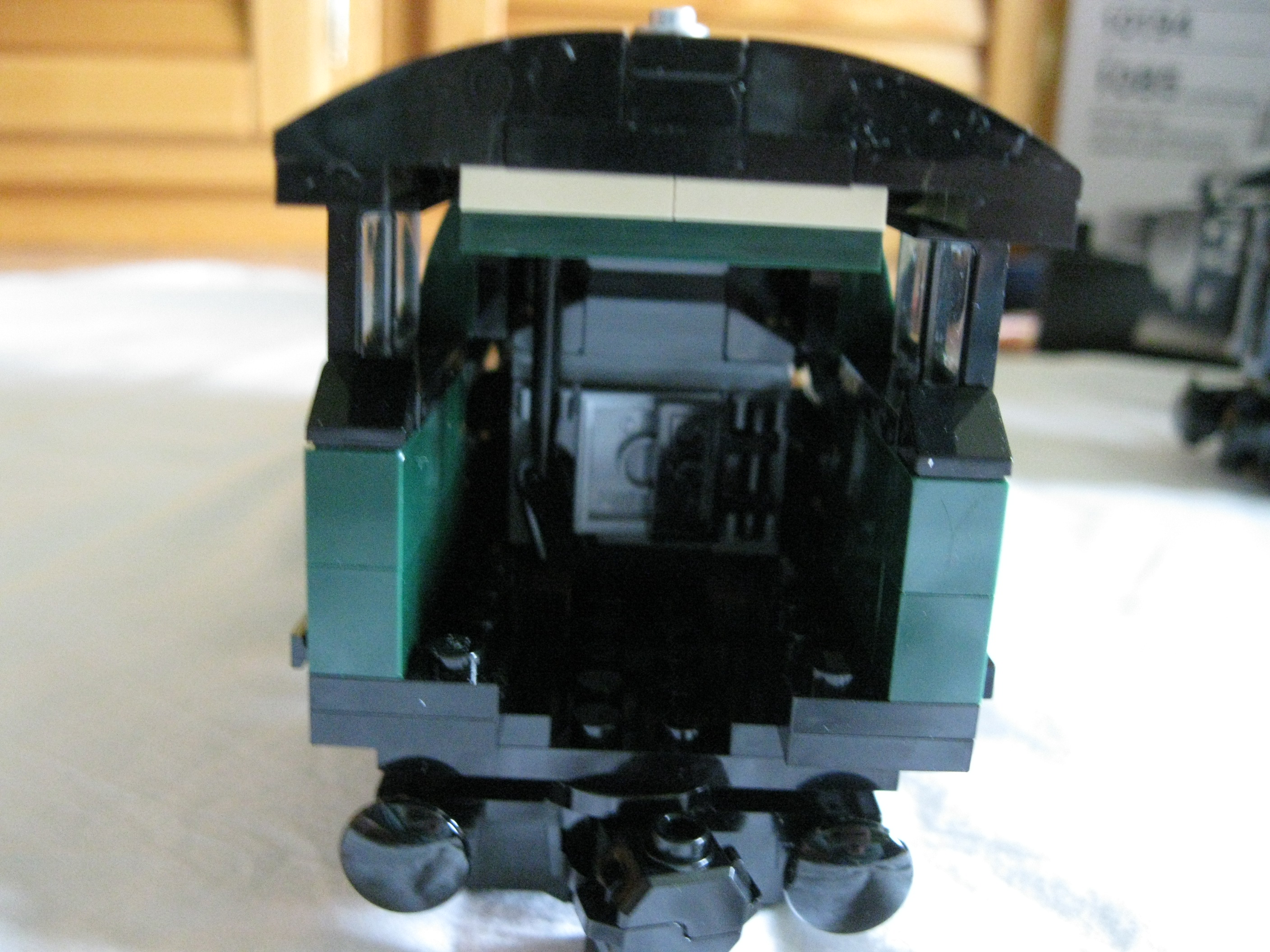 10194trainback.jpg