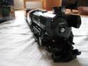 10194trainclose11.jpg