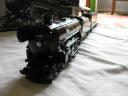 10194trainclose9.jpg