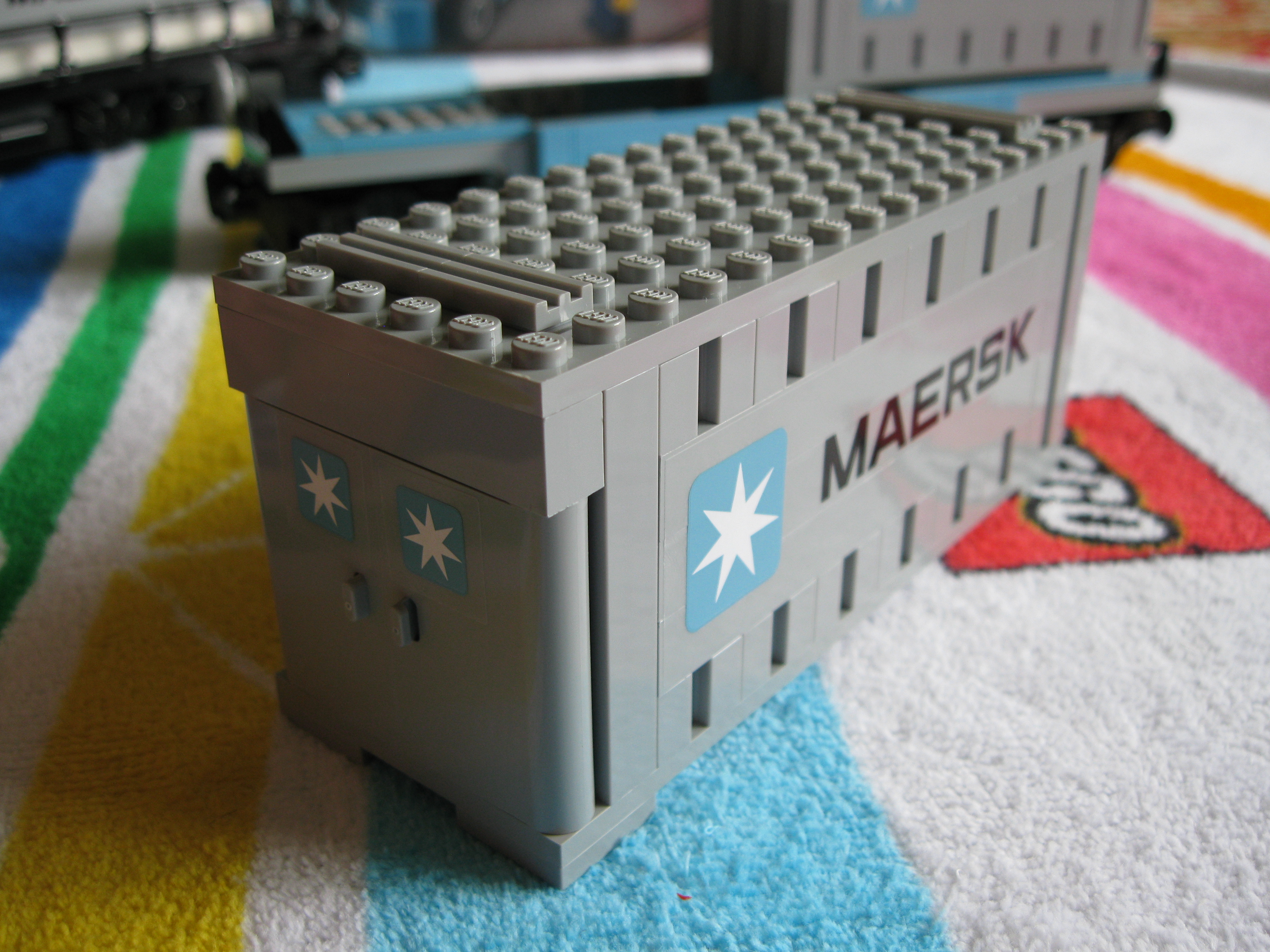 10219container3.jpg