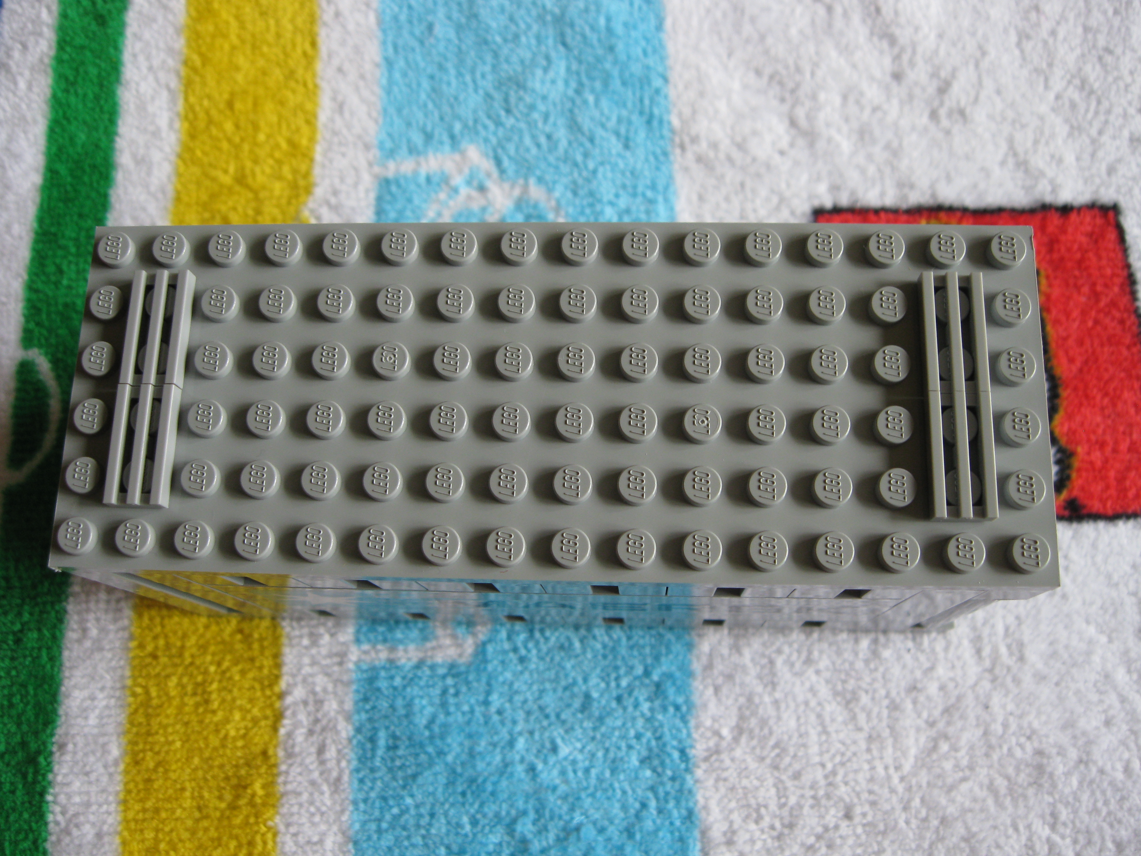 10219containertop.jpg