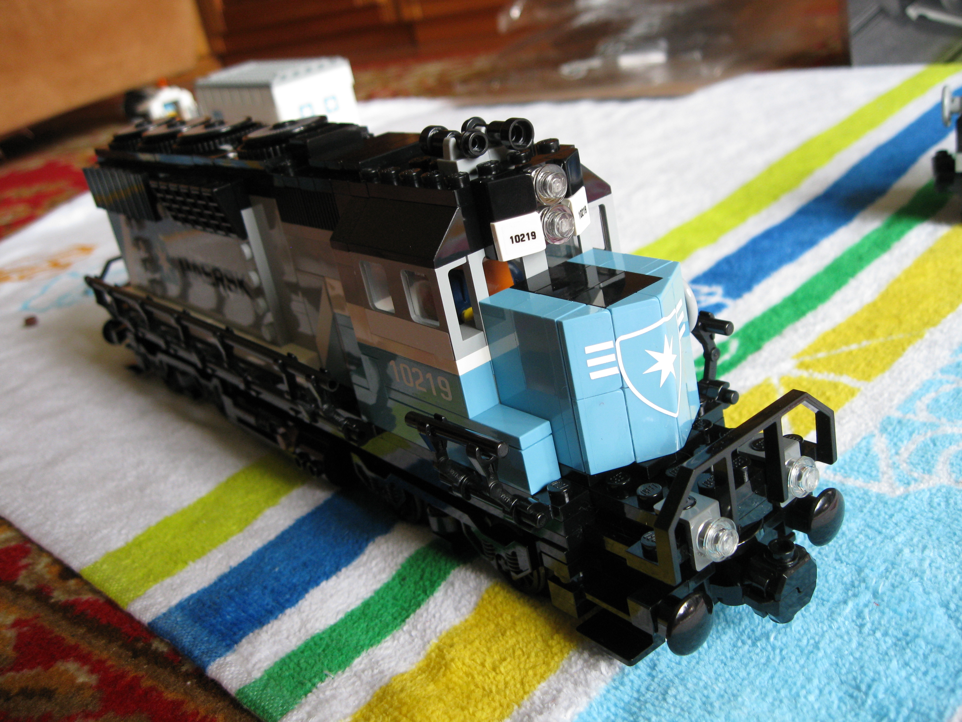 10219train5.jpg