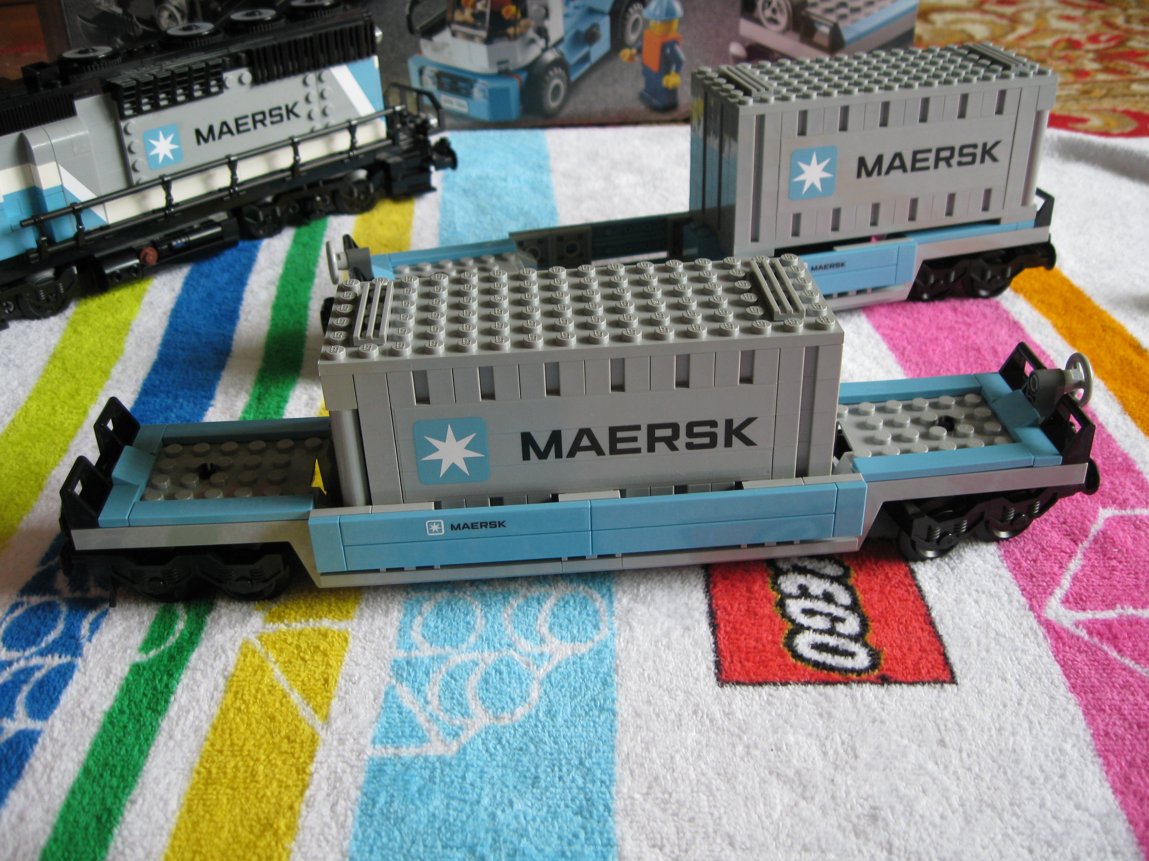 10219wagonwithcontainerright.jpg