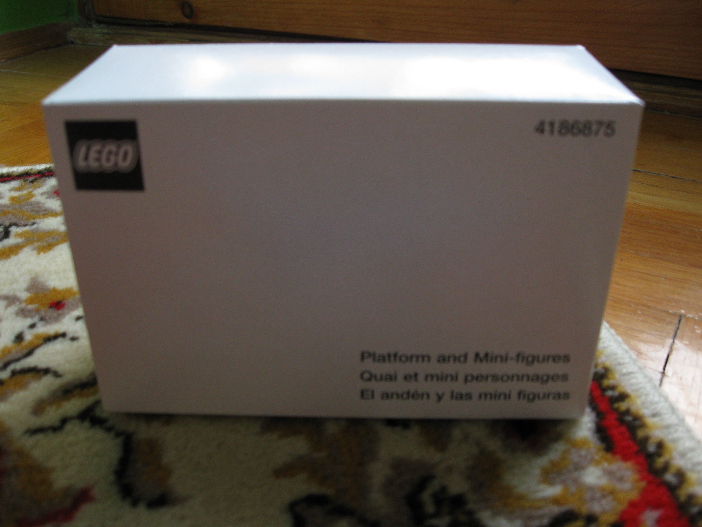 4186875box.jpg