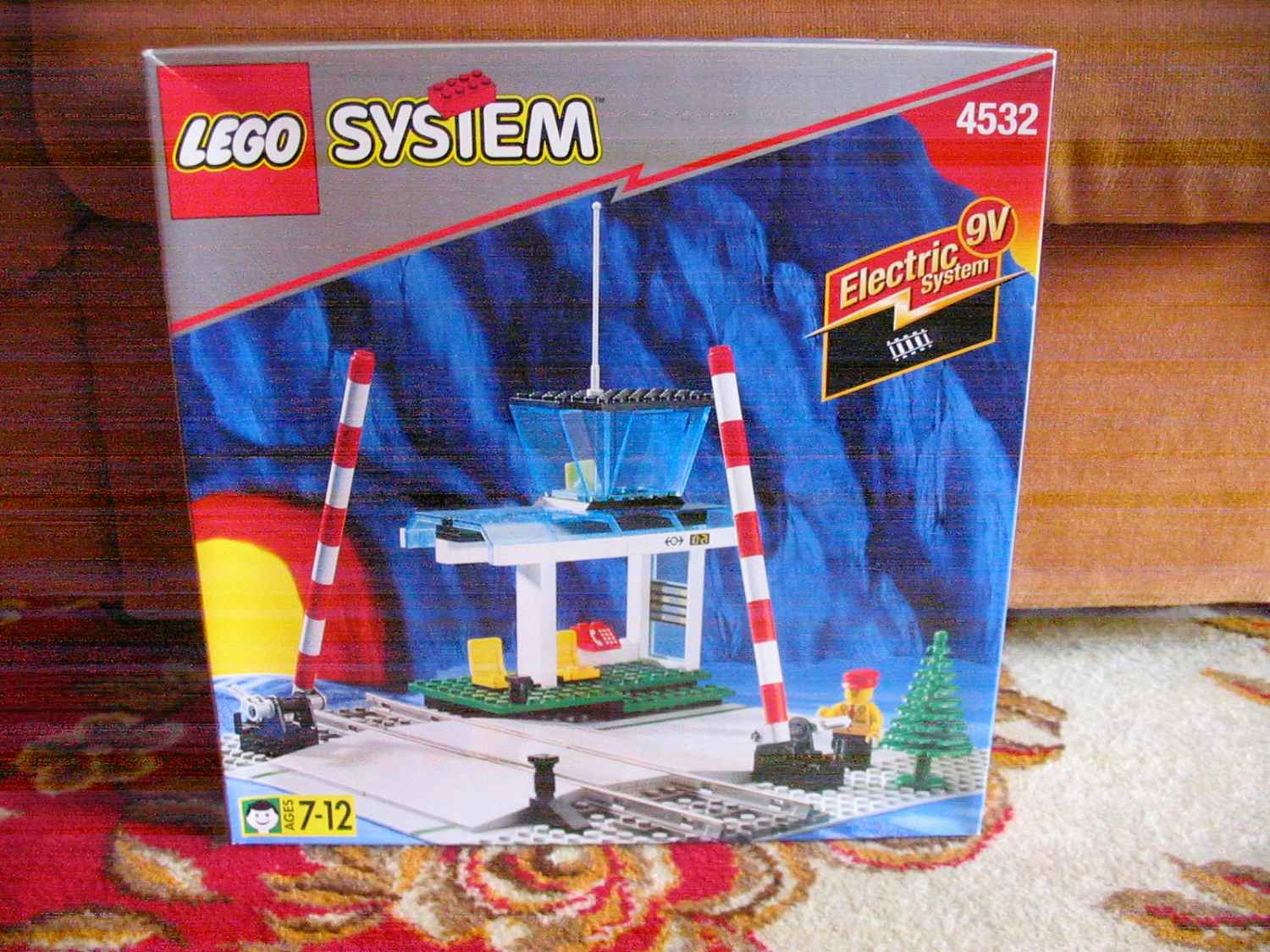 4532box.jpg
