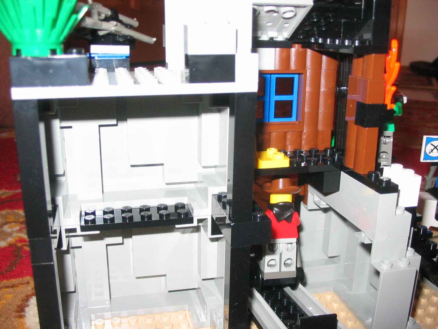 6761close3.jpg