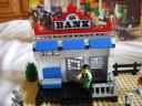 6765bankclose2.jpg