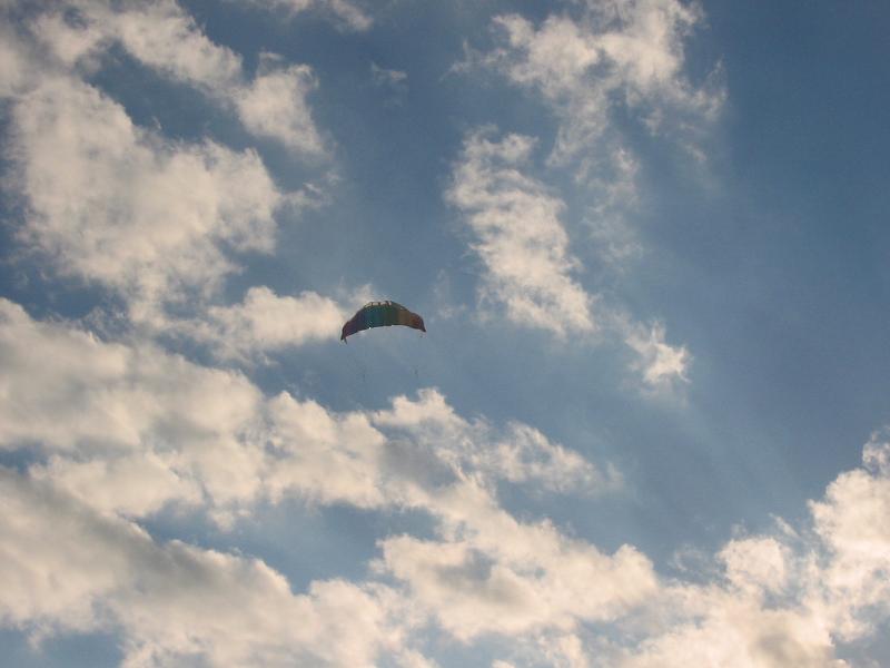 parachute_kite2.jpg
