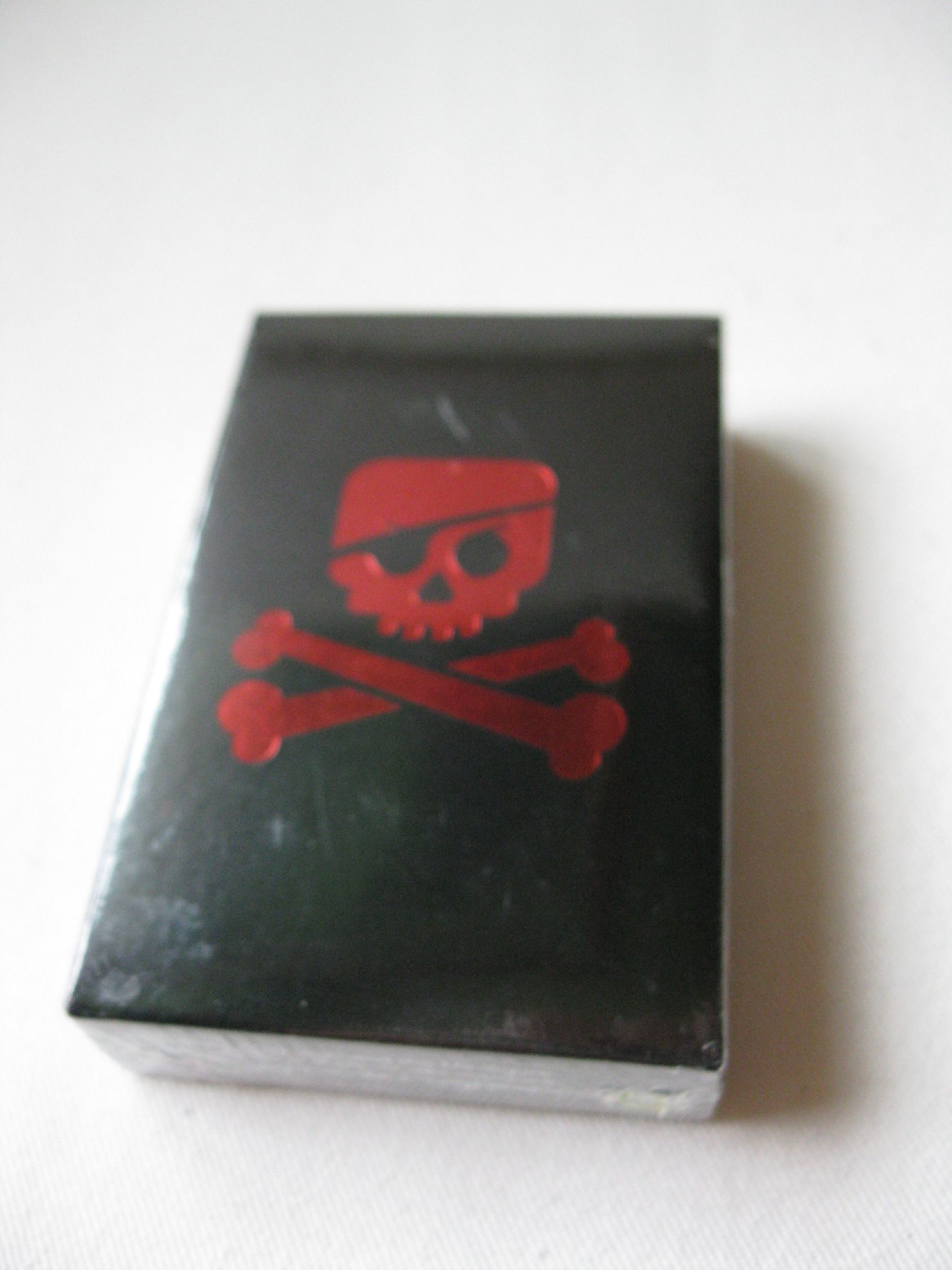 852227box.jpg