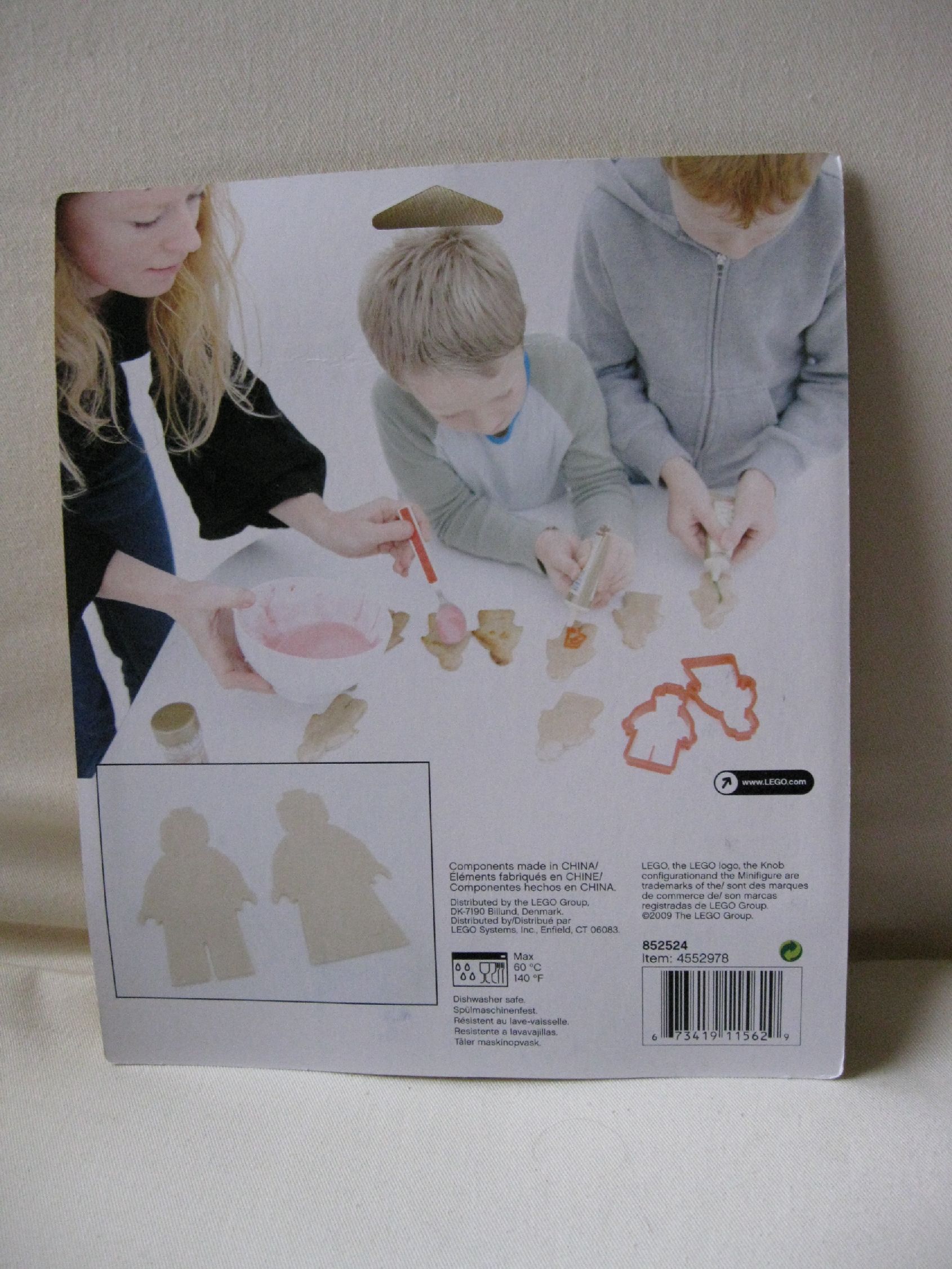 852524box2.jpg