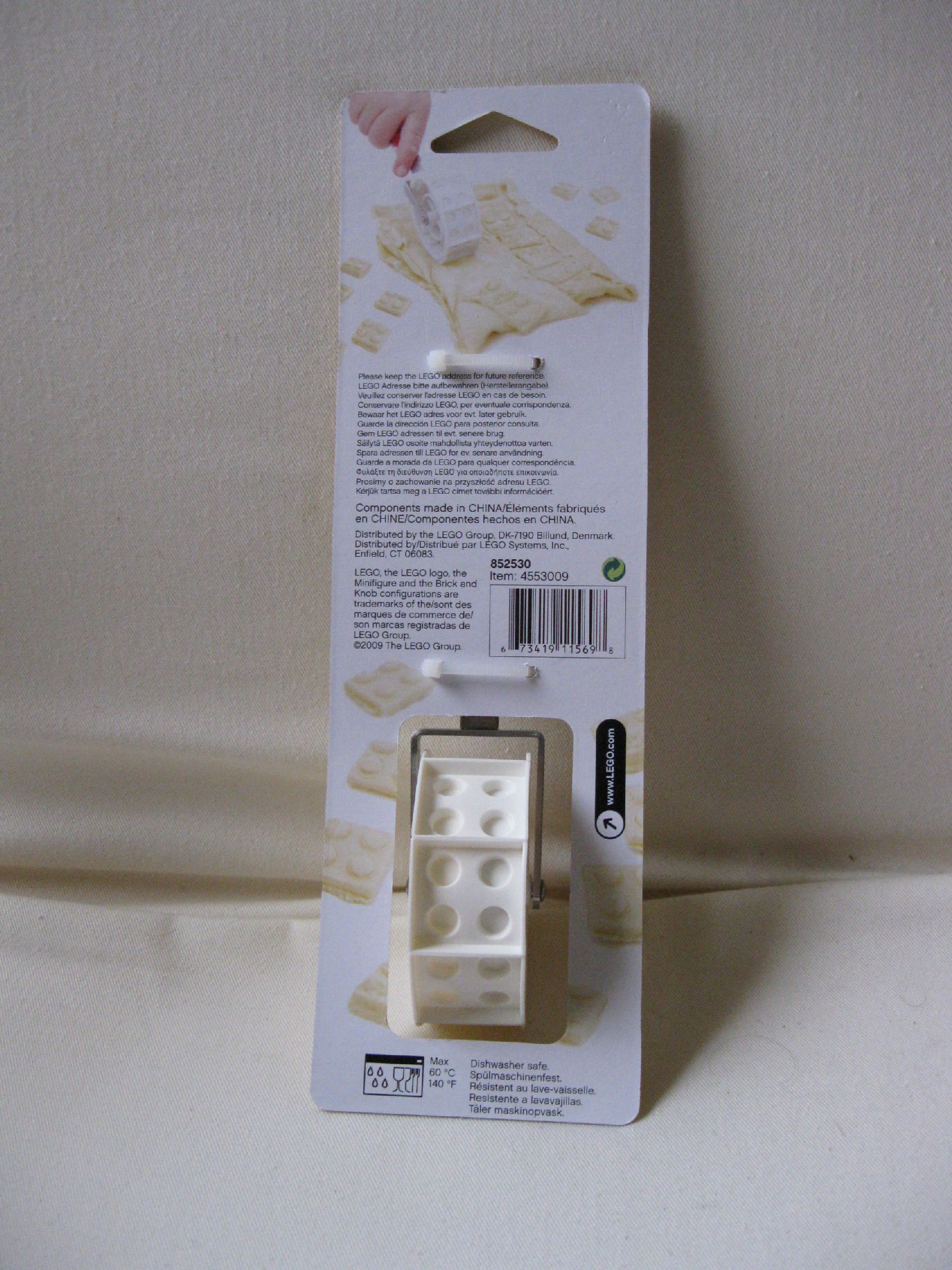 852530box2.jpg