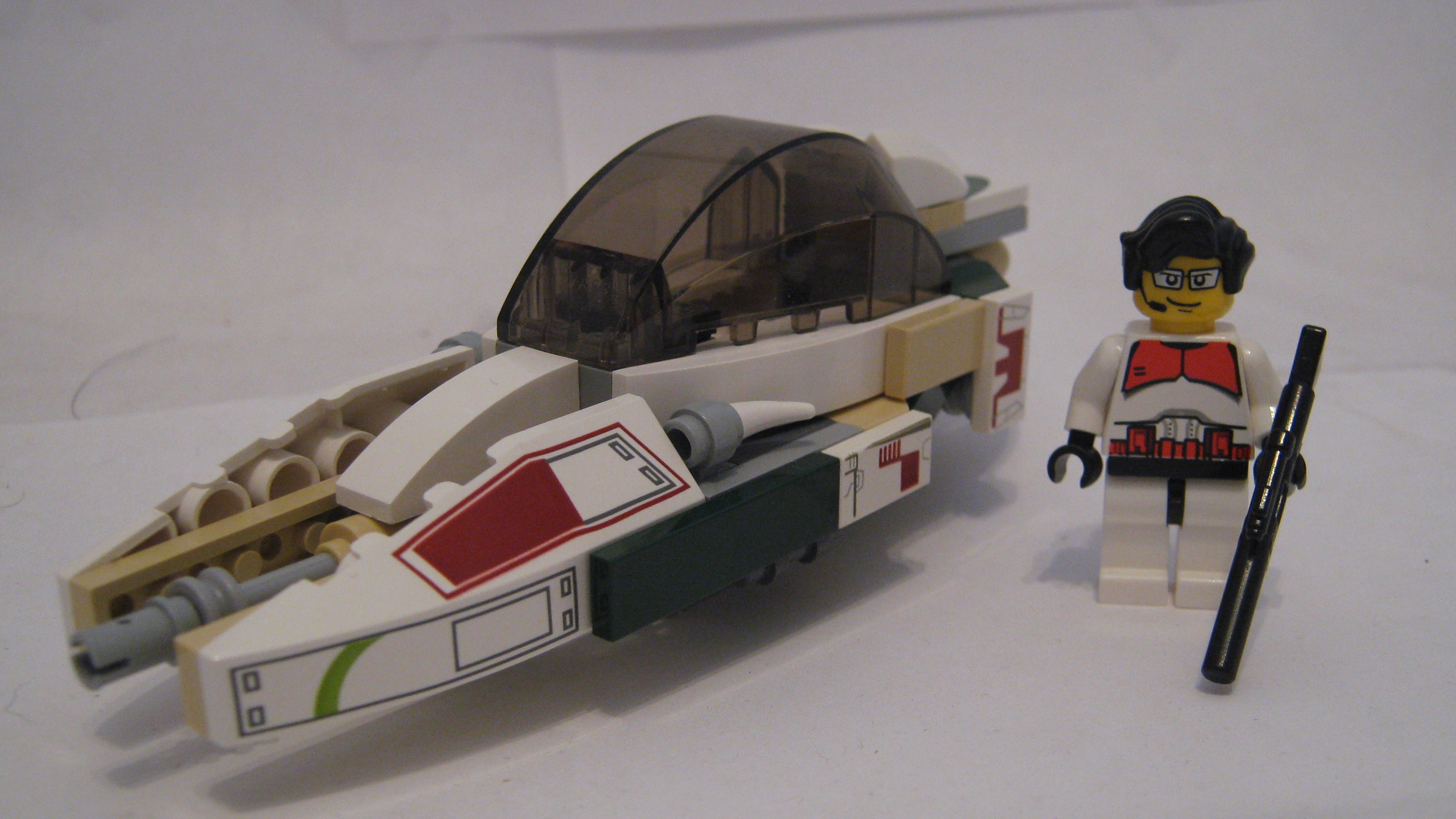 the_iron_bolt_combat_speeder_001.jpg