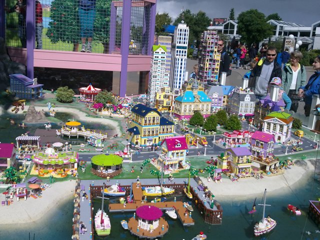 03_legoland.jpg