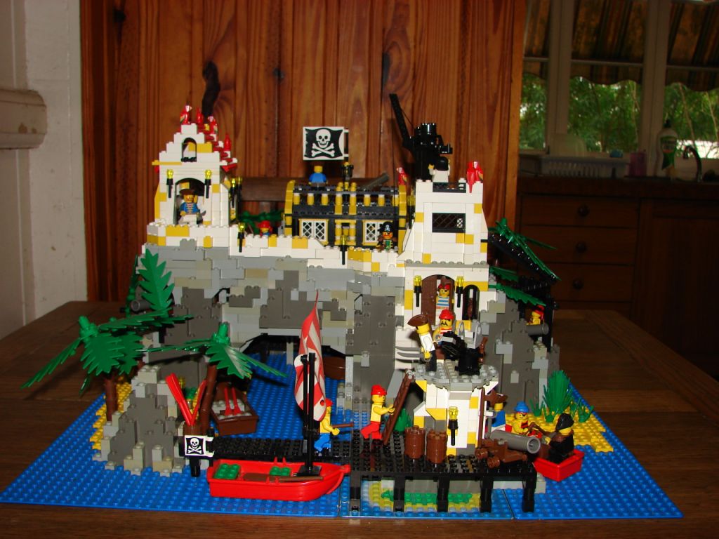lego_pirate_island_004.jpg
