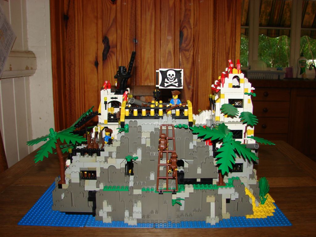 lego_pirate_island_008.jpg