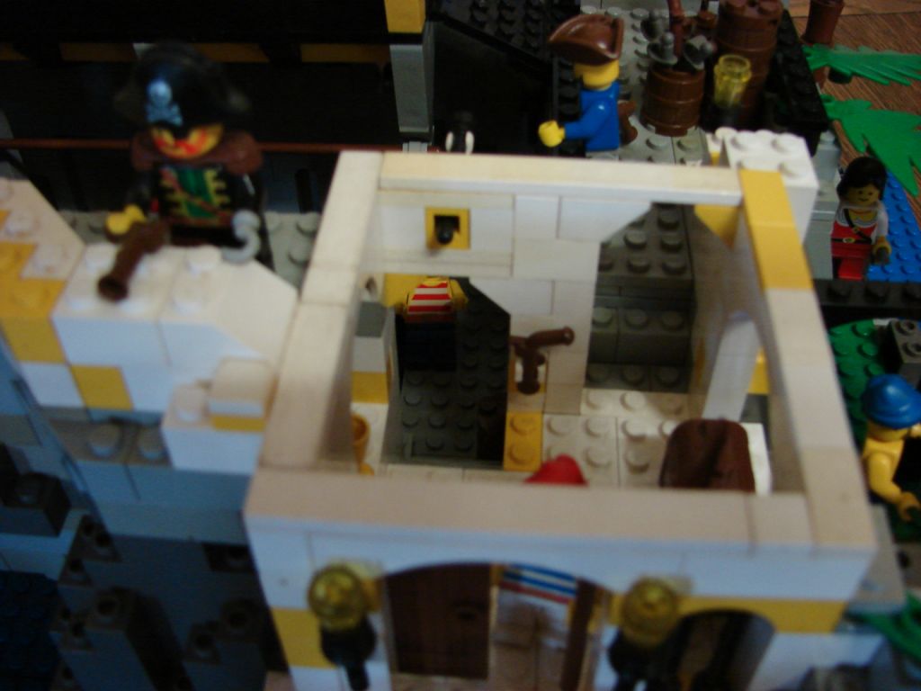 lego_pirate_island_027.jpg