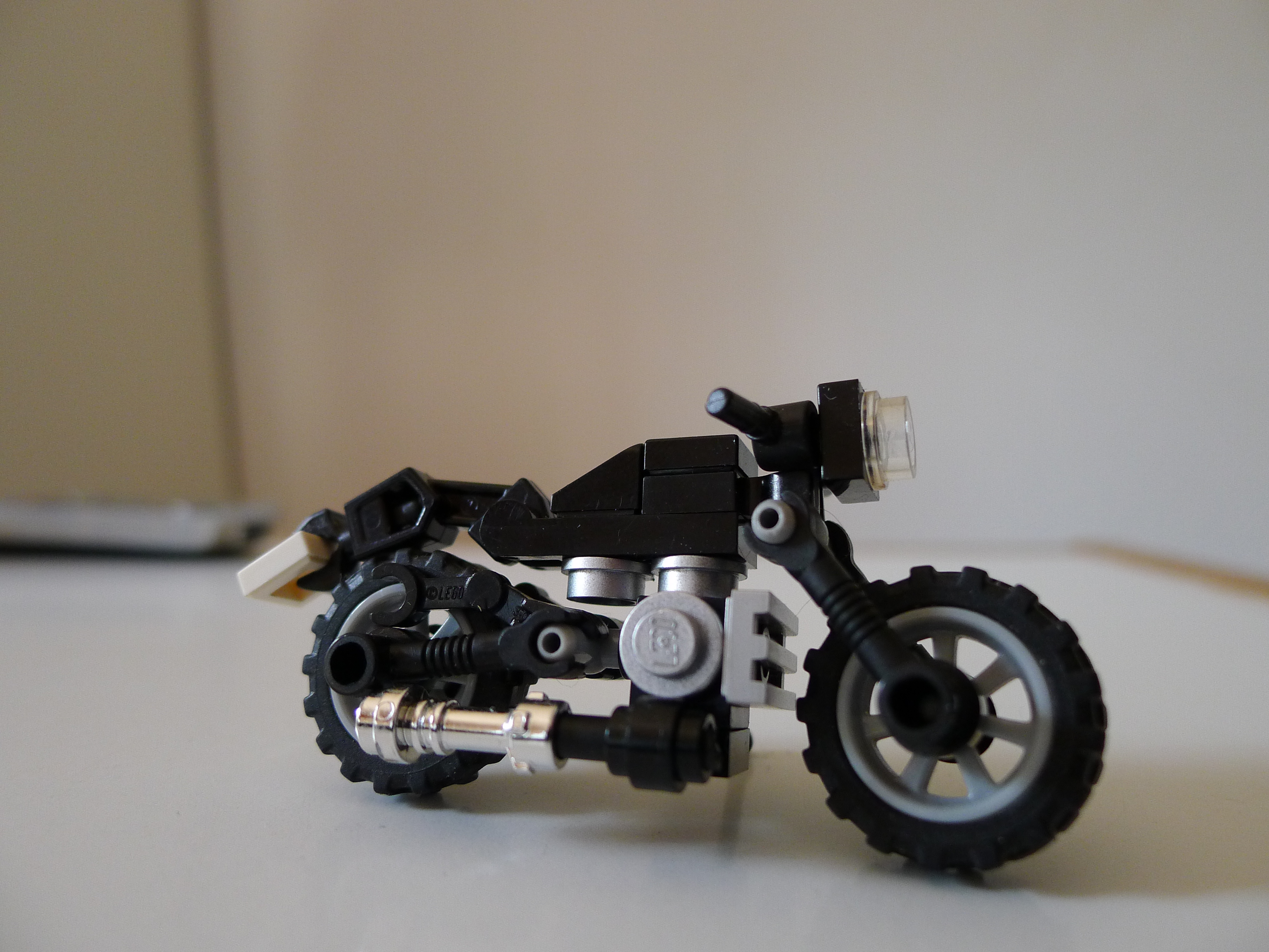 old_style_black_bike.jpg
