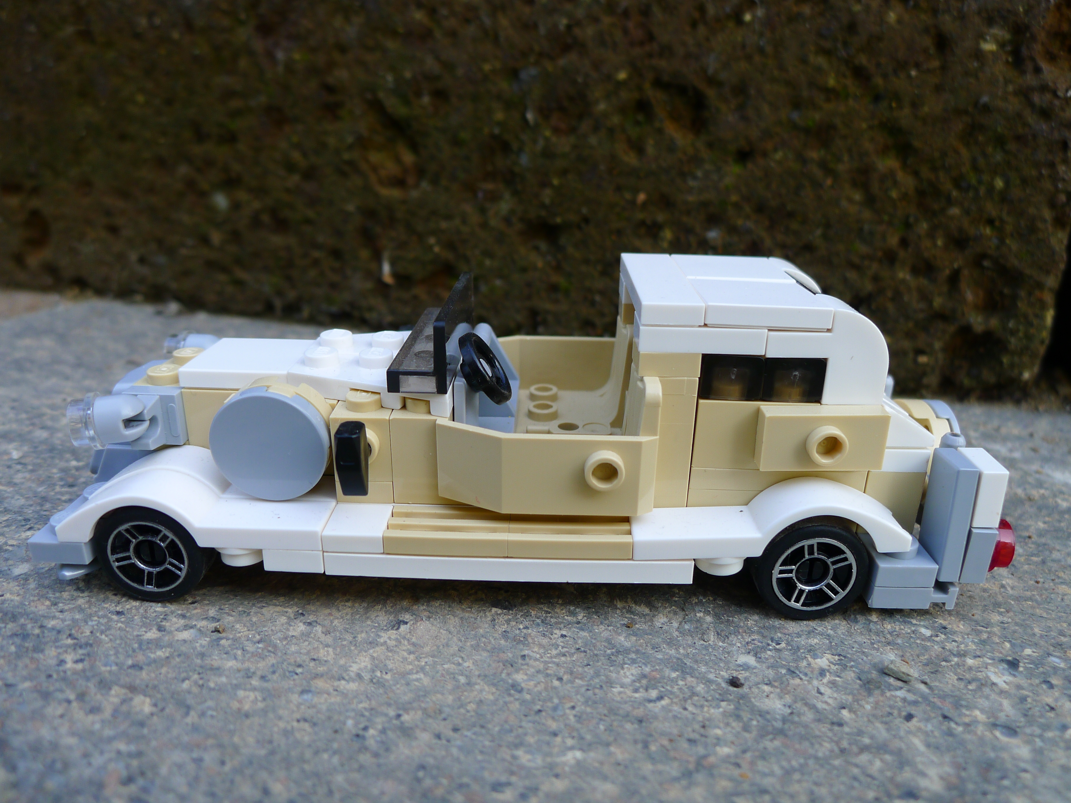 landaulet_lato.jpg