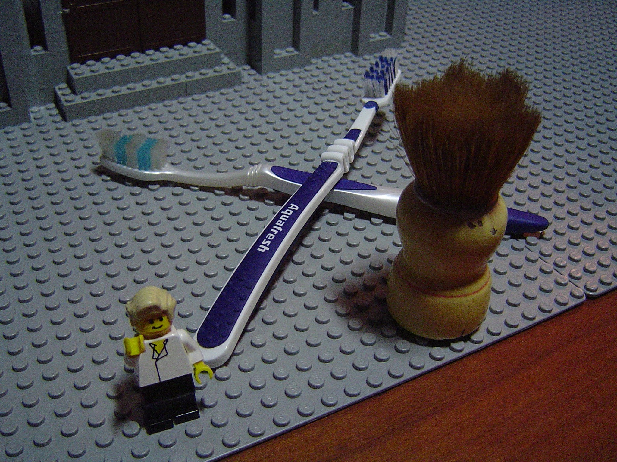 guybrush_toothbrush.jpg