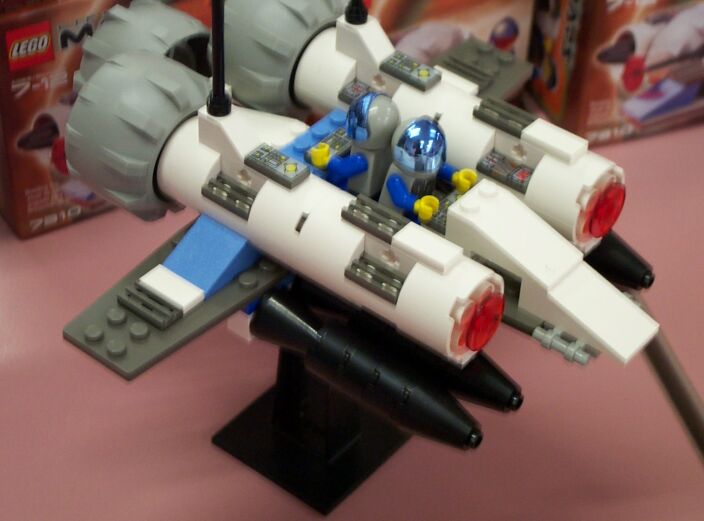 bomber1.jpg