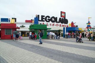 001-entrace.jpg