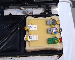 legomansandwich2.jpg