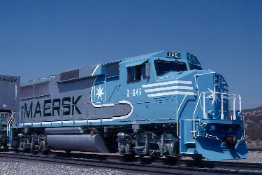 1040526833182_m146.jpg