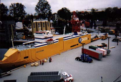 legoland0101.jpg