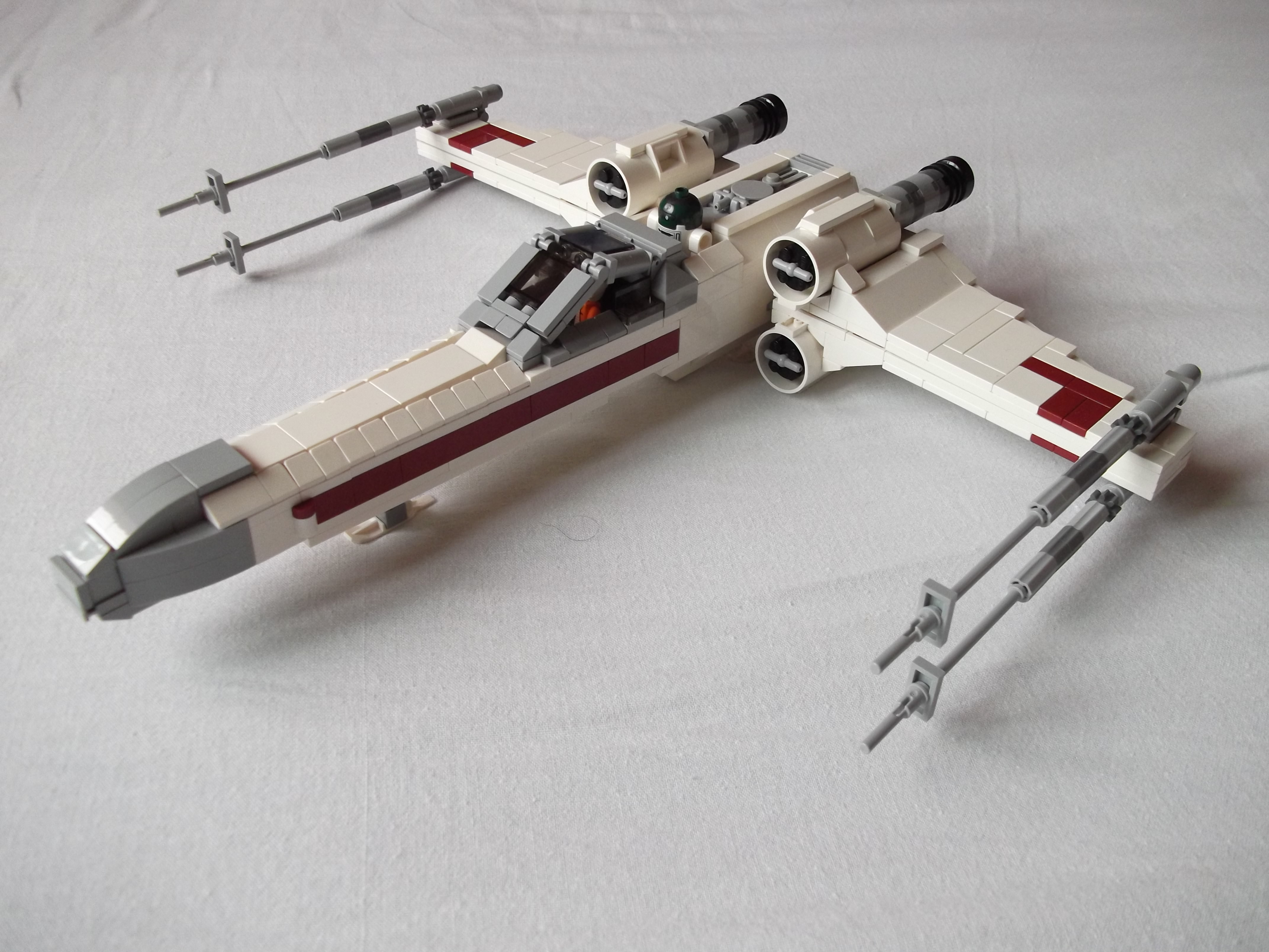 6_-_x-wing6_2de_monture.jpg