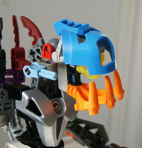 lego-bionicletype-006-3.jpg