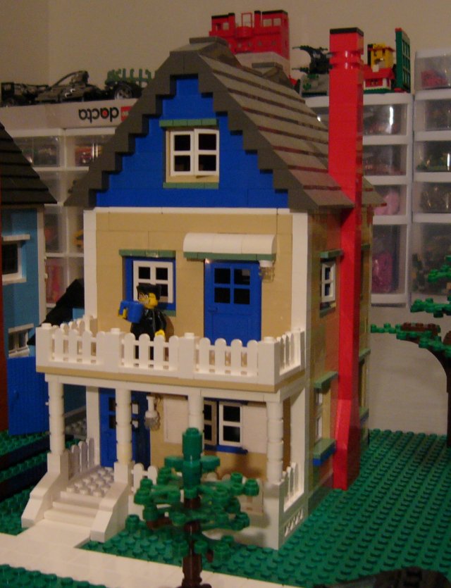 house_tan1.jpg