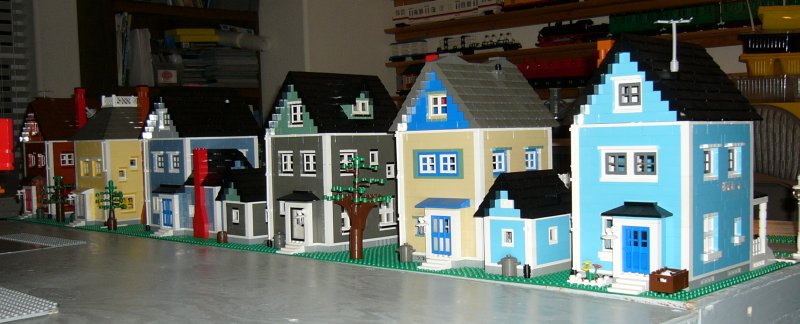 house_wholestrear1.jpg