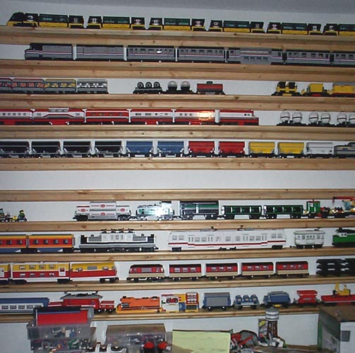 trainshelves2.jpg